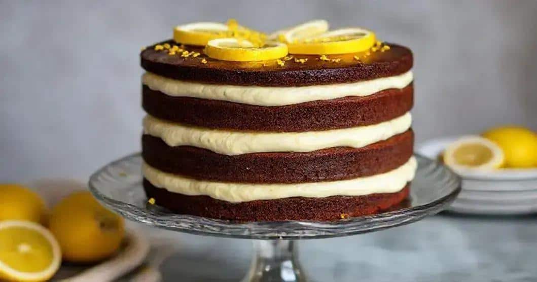Como Montar o Bolo de Chocolate