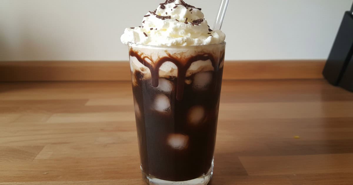 Leia mais sobre o artigo Milkshake Noite Irlandesa: Whisky & Crema de Cacau