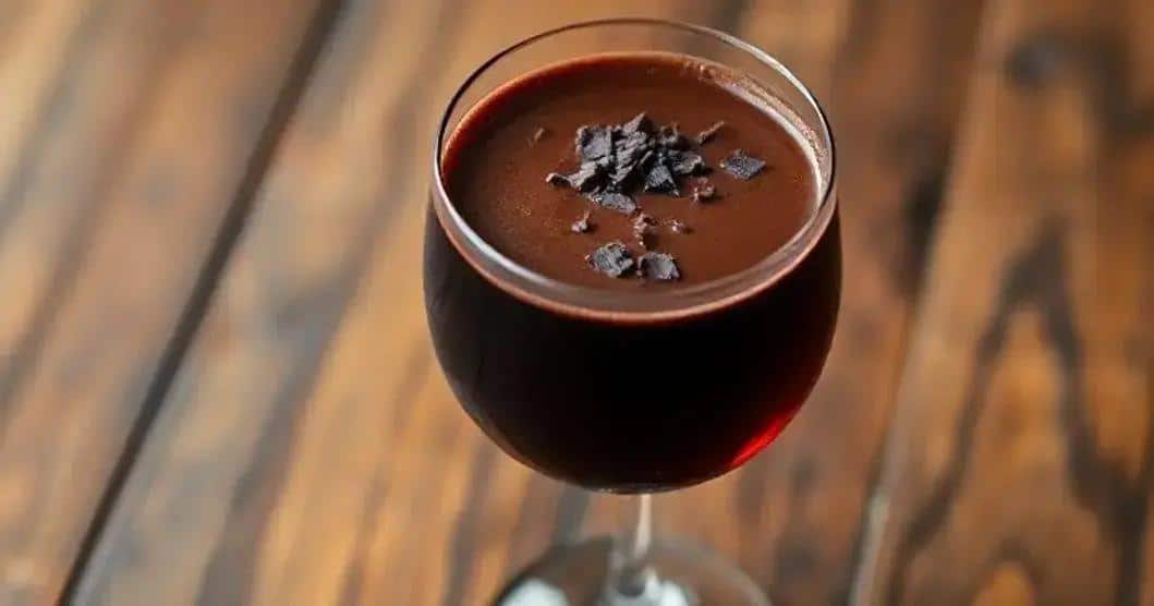 Drink Cacau & Vinho: Um Brinde Aveludado 3 Drink Cacau & Vinho: Um Brinde Aveludado