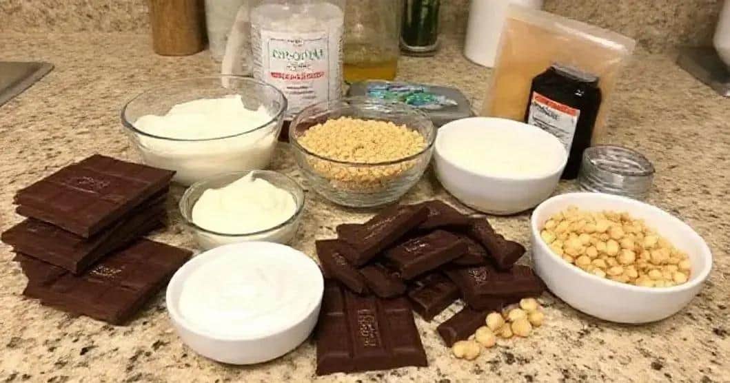 Ingredientes para o Primeiro Chocolate Recheado Ingredientes para o Primeiro Chocolate Recheado