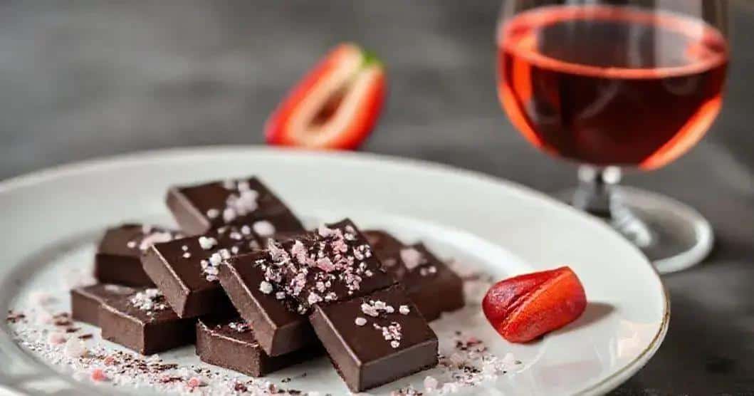 Como Harmonizar Chocolate com Cristais de Sal Rosa