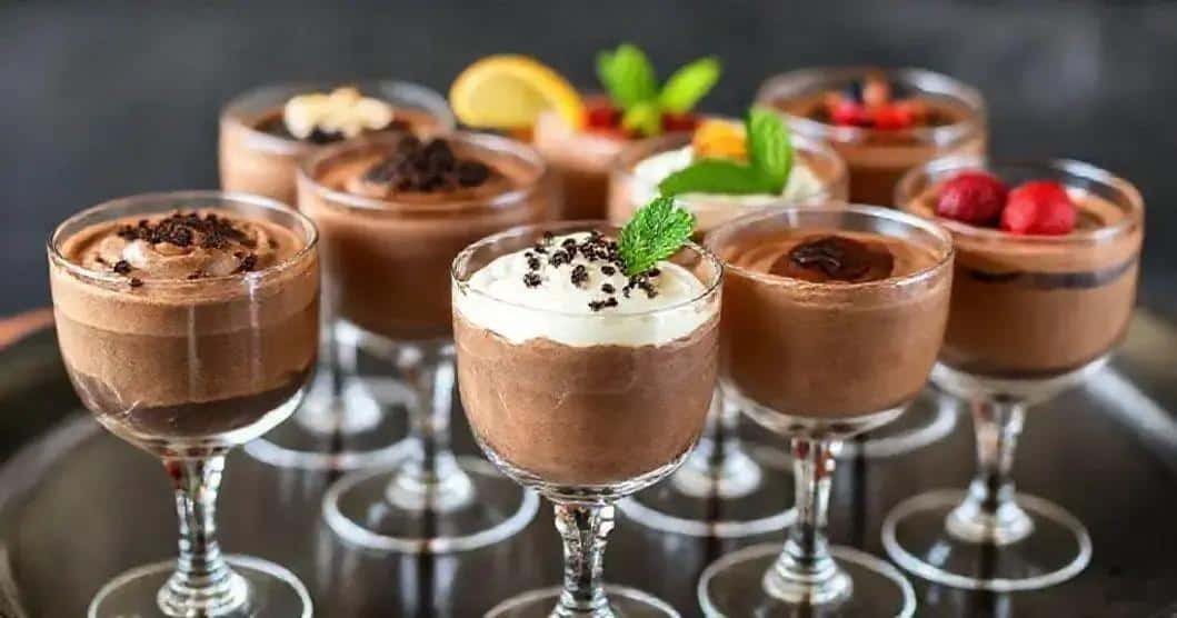 Variações da Receita de Mousse com Licor Variações da Receita de Mousse com Licor