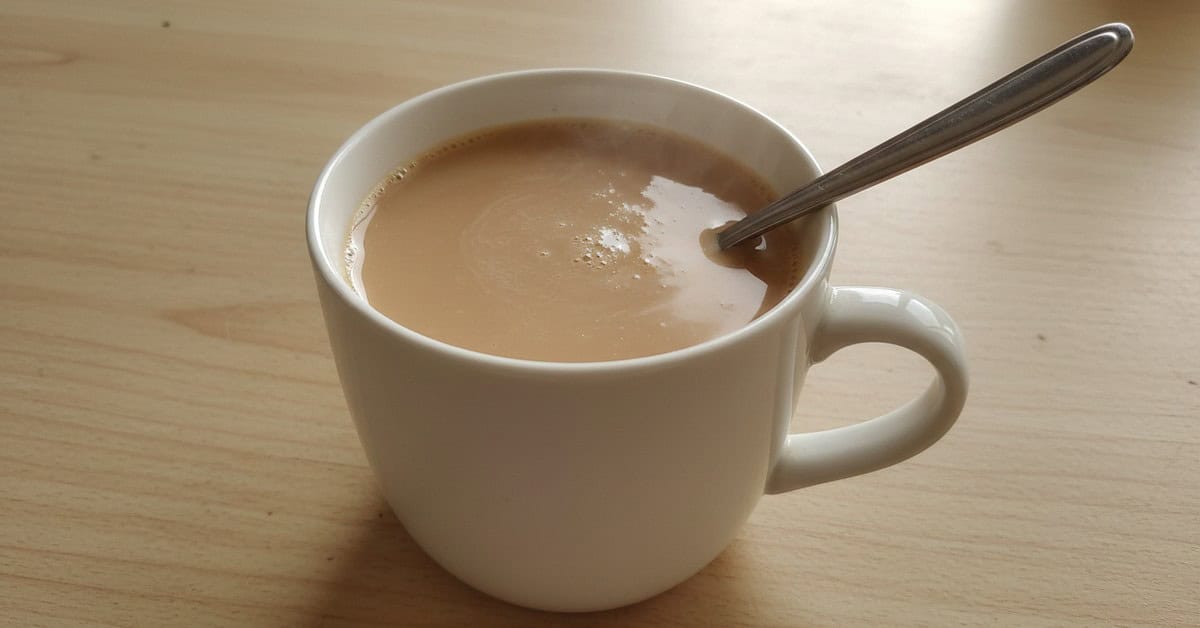 Leitinho Mágico de Chocolate: Receita Caseira para os Pequenos 1 leitinho magico de chocolate receita caseira para os pequenos social 16x9 1 - Receitas da Bella - Os Blogs mais Incríveis da Web